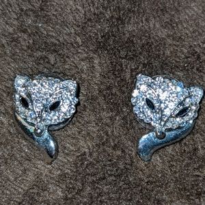 ❤️ Silver Fox Pierced Earrings
